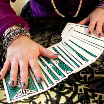 tarot reader in noida